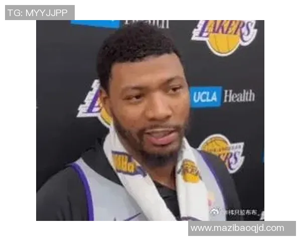 马库斯斯马特的篮球之路与职业生涯成就探讨