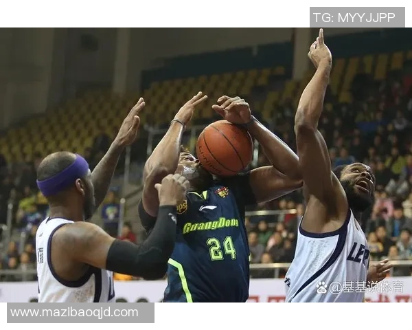 尼克斯队加强阵容备战季后赛，蓄力冲击总冠军